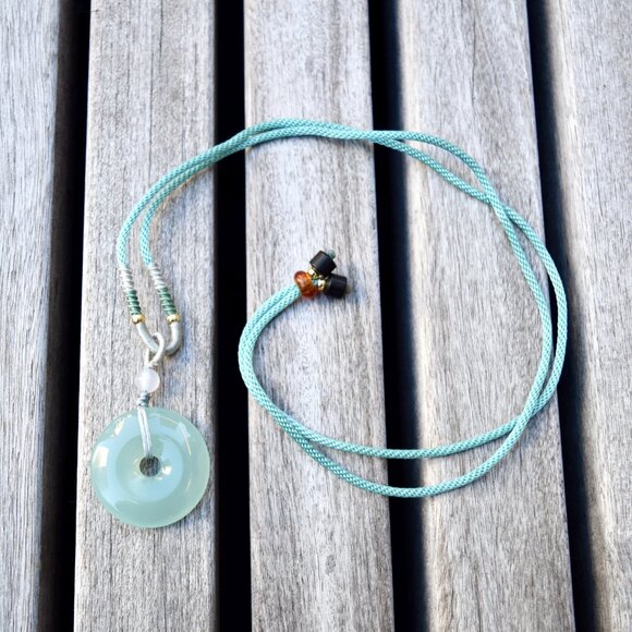 Green Agate Peace Buckle Donut Necklace - 平安扣 - Picture 2 of 5